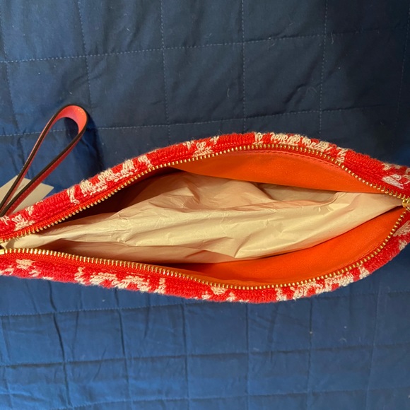 Tory Burch NWT monogram Terry pouch - Picture 2 of 4